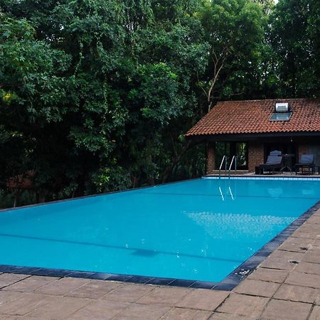 Amaranta Classic Retreat Bambaragaleyaya エクステリア 写真