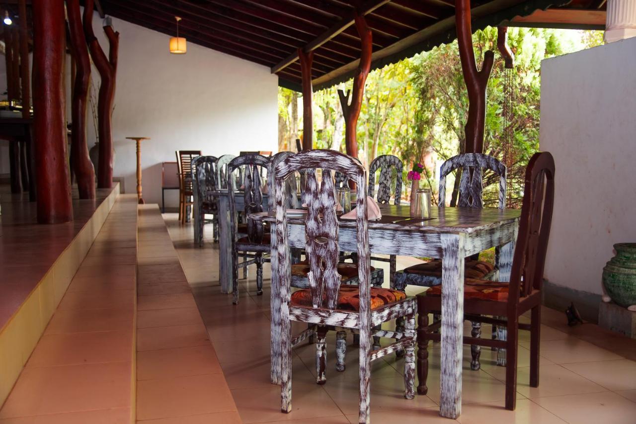 Amaranta Classic Retreat Bambaragaleyaya エクステリア 写真